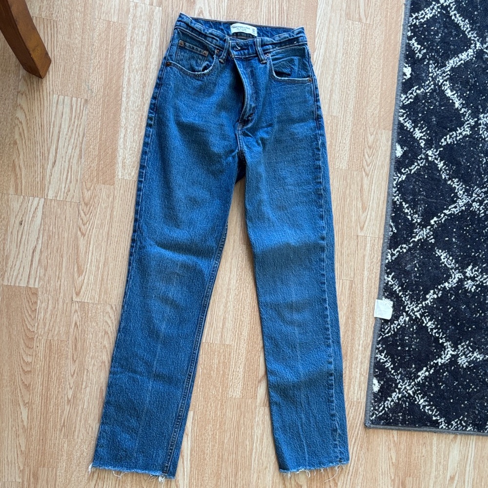 Abercrombie & Fitch Women's Straight Leg Blue Jeans